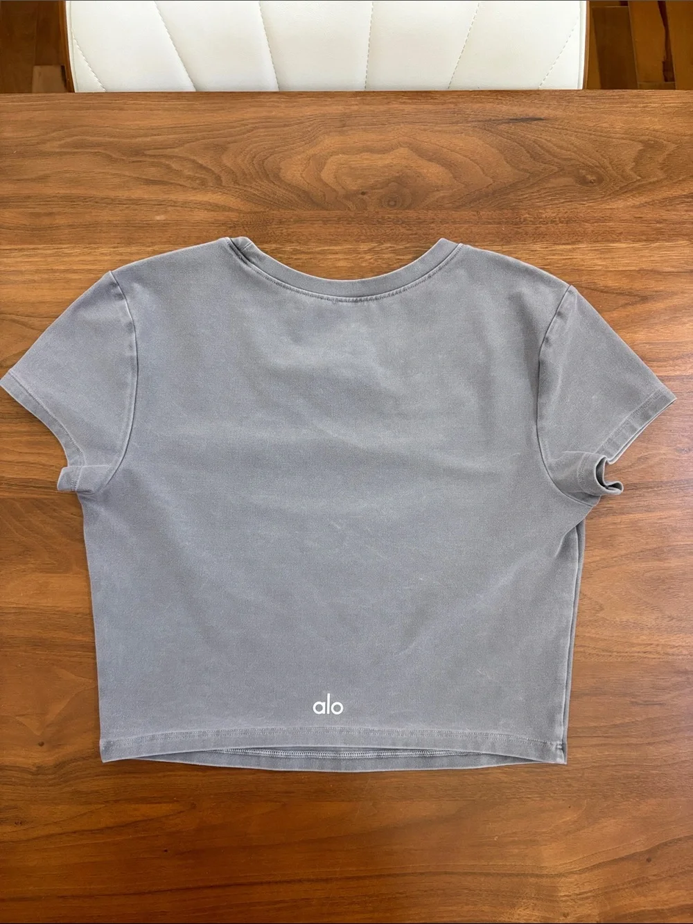 Alo Yoga Washed Alosoft Crop Finesse Short Sleeve shirt cool grey wash Size XS